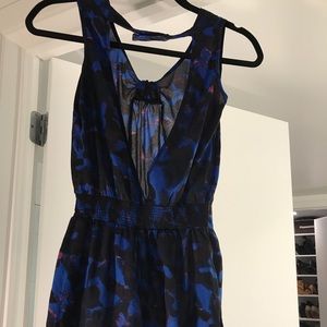 Summer Romper! 💙 Blue and open back 🥰